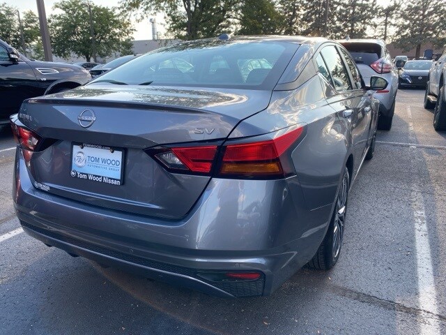 2024 Nissan Altima 2.5 SV photo 3