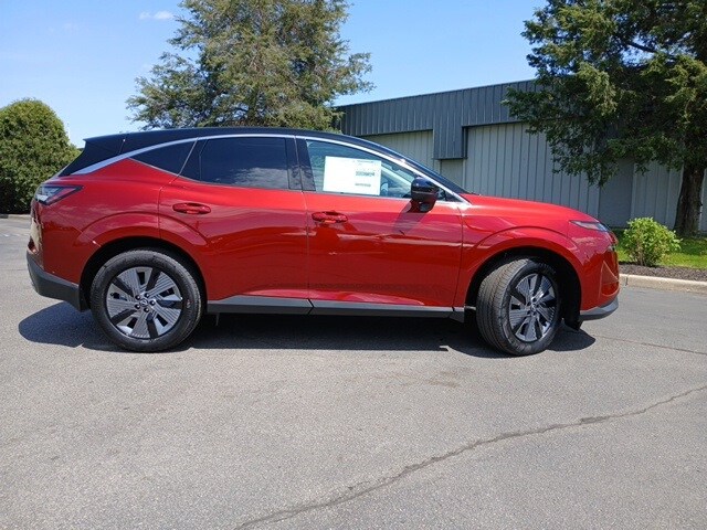 2025 Nissan Murano SL photo 2