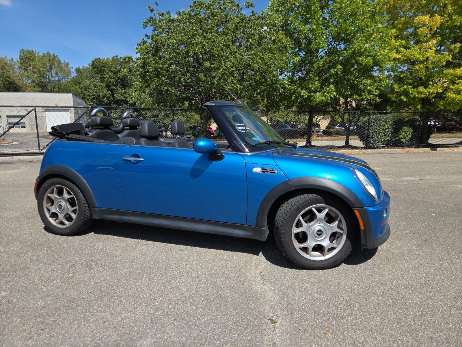 2007 Mini Cooper Base Convertible photo 2