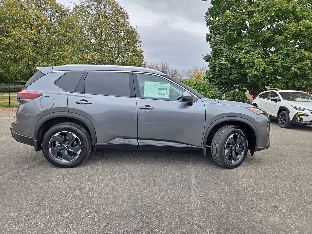 New 2026 Nissan Rogue SV SUV