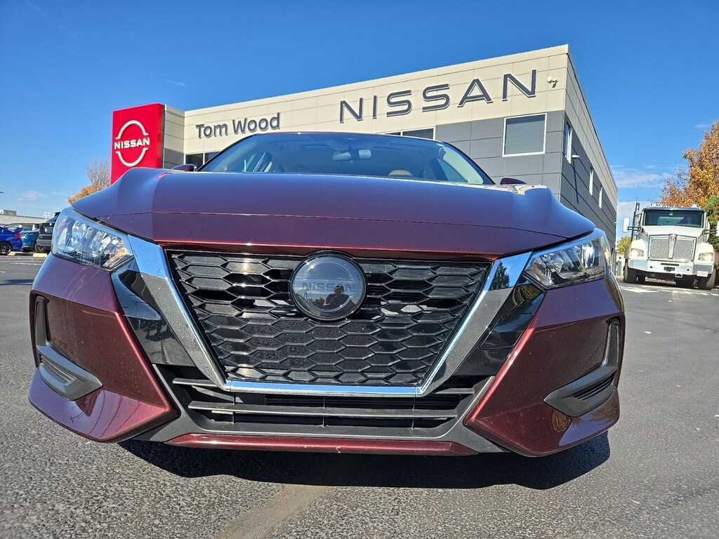 Certified 2022 Nissan