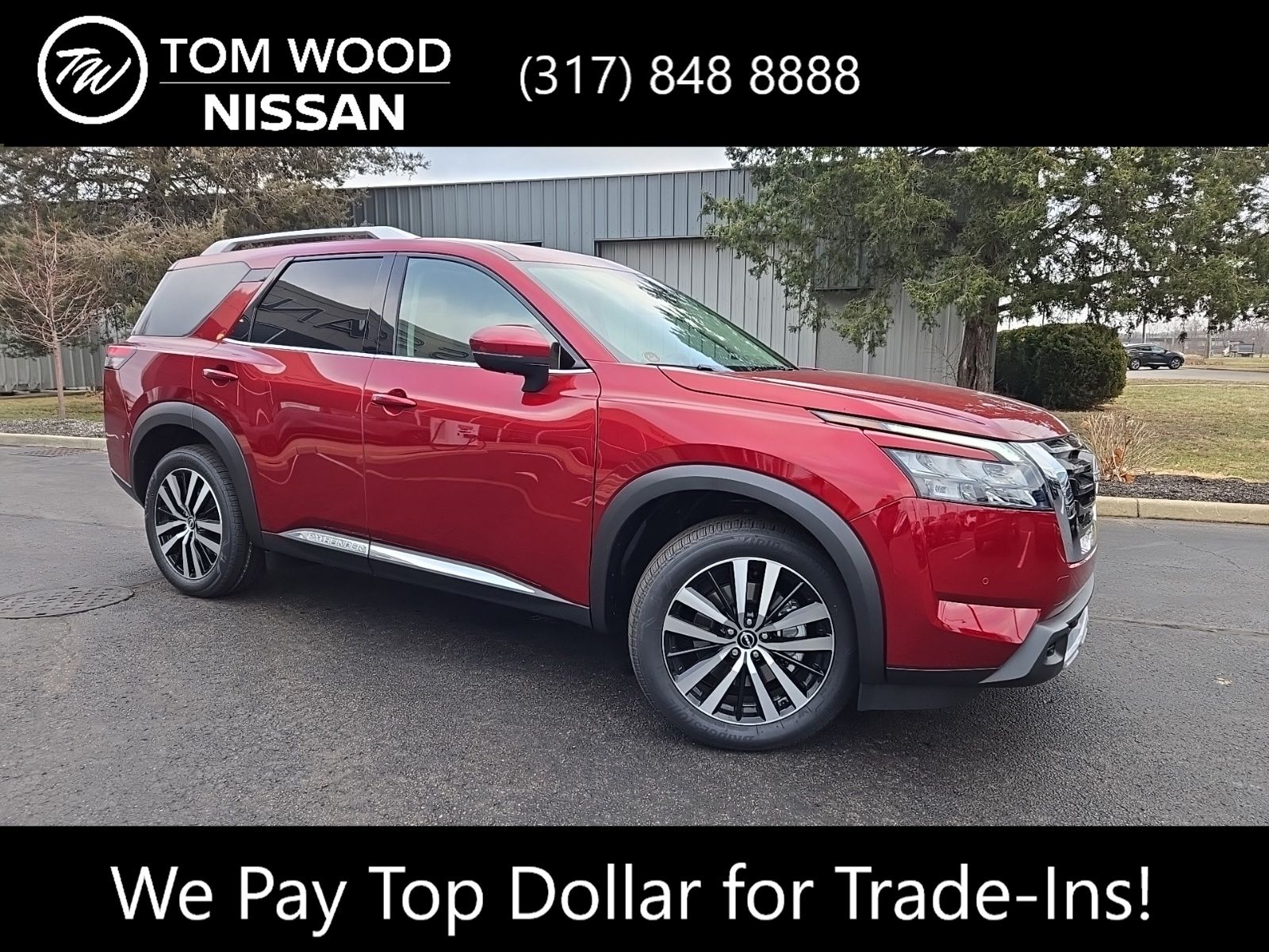 2025 Nissan Pathfinder Platinum's photo