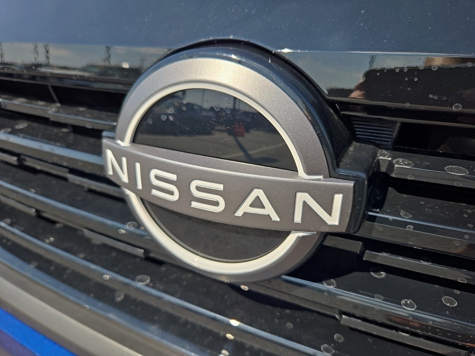 2026 Nissan Kicks SV photo 3