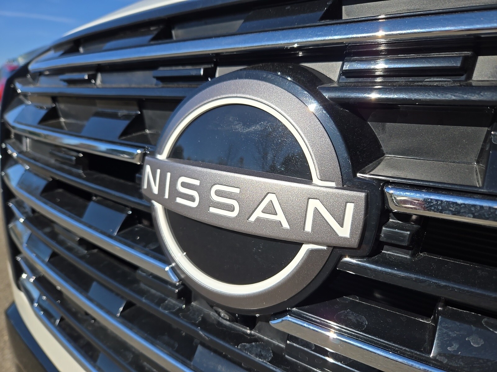 2026 Nissan Rogue Platinum photo 4