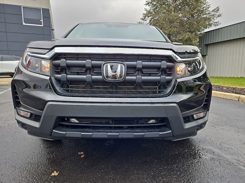 Used 2025 Honda Ridgeline RTL Truck Crew Cab