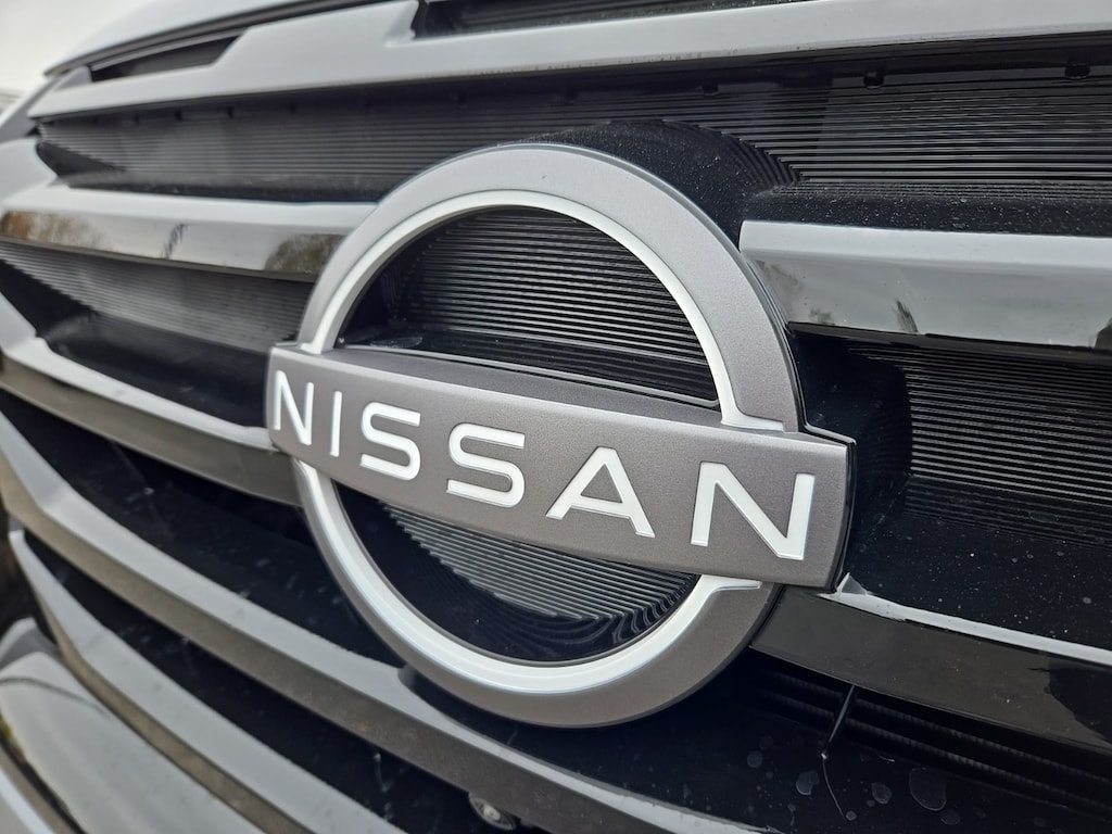 New 2025 Nissan Pathfinder Platinum SUV