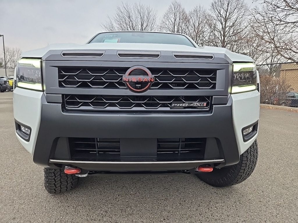 New 2026 Nissan Frontier PRO-4X w/R Package Truck Crew Cab