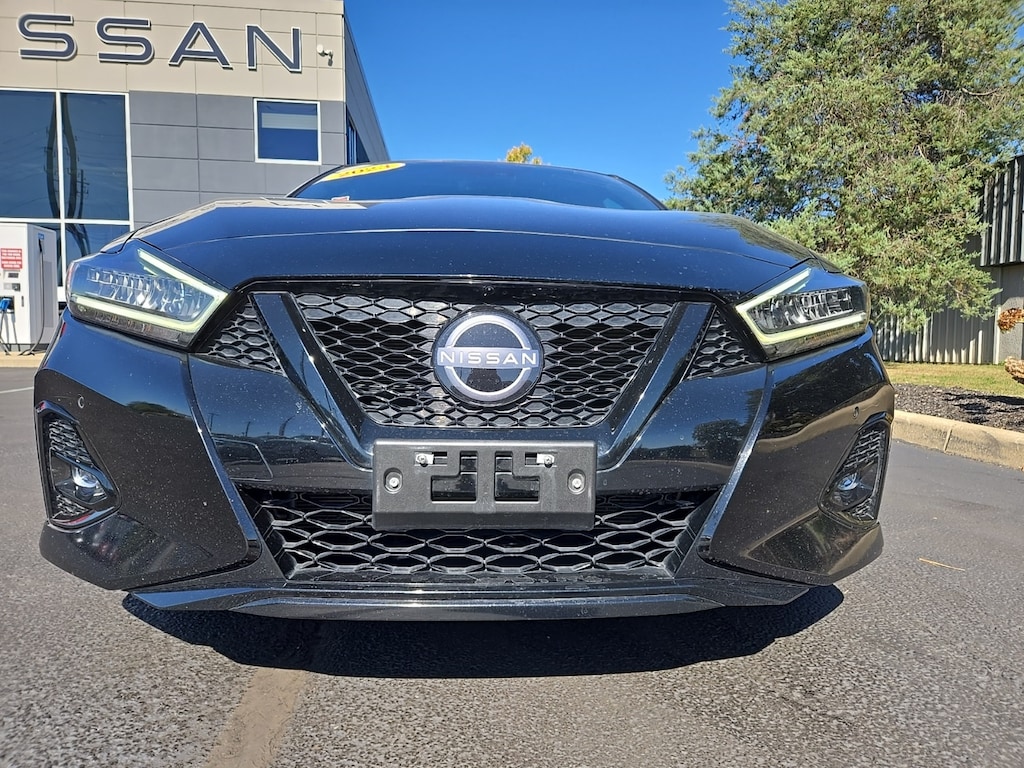 Certified 2023 Nissan Maxima SR Sedan