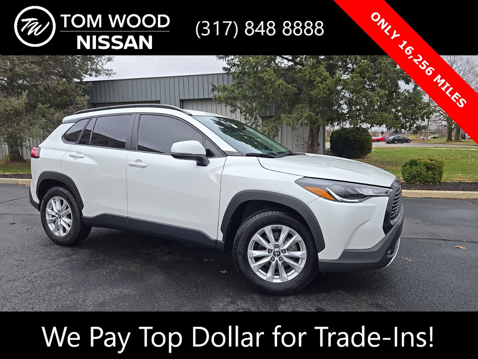 2023 Toyota Corolla Cross LE's photo