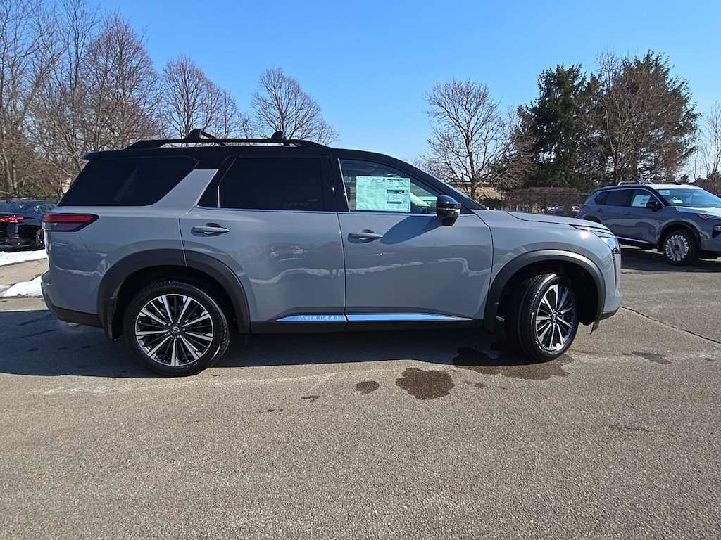 New 2026 Nissan Pathfinder Platinum SUV