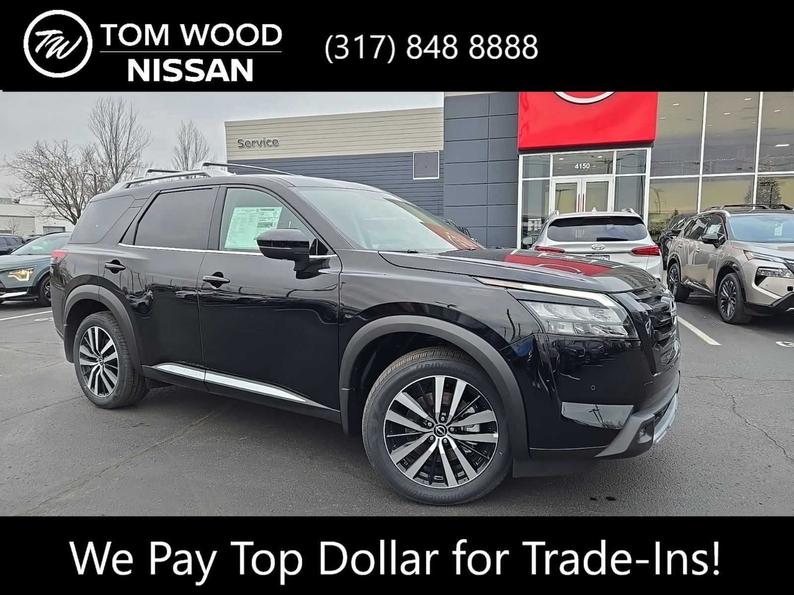 2025 Nissan Pathfinder Platinum's photo