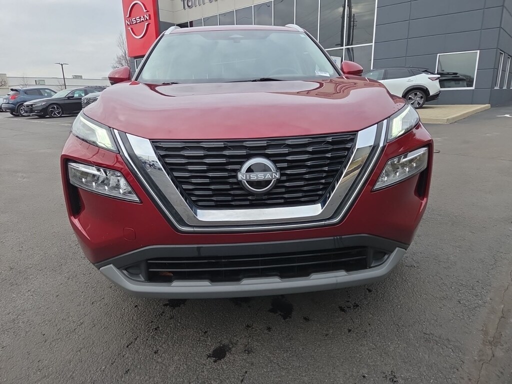 Used 2022 Nissan Rogue SV SUV
