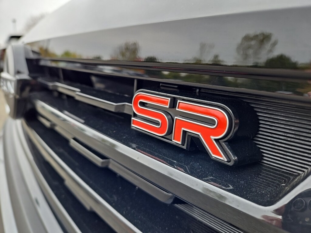 New 2026 Nissan Kicks SR SUV