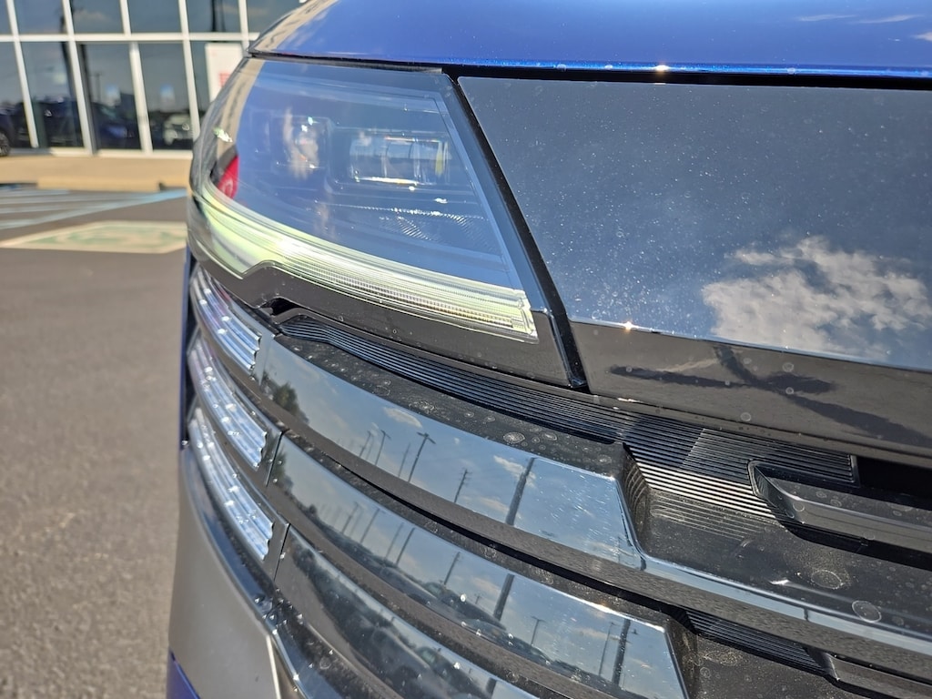 New 2026 Nissan Kicks SV SUV