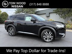 2025 Nissan Pathfinder Platinum SUV