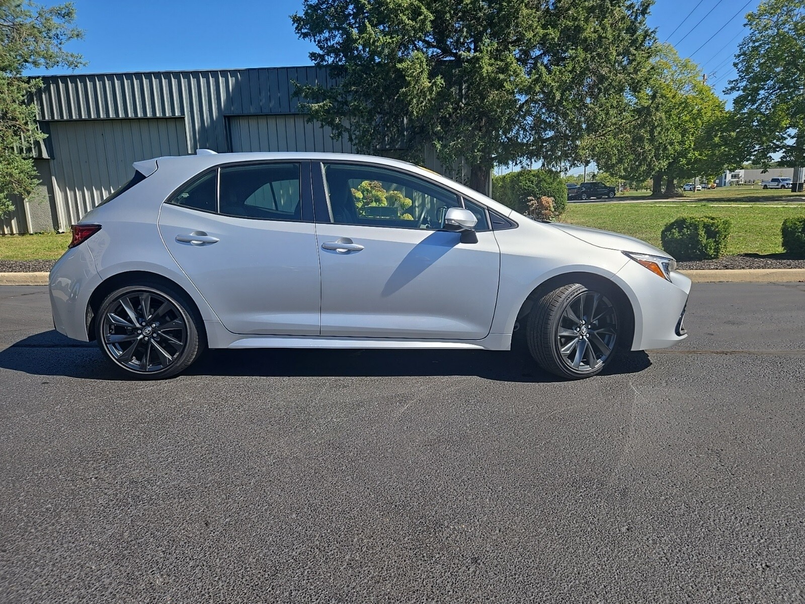 2024 Toyota Corolla XSE photo 2