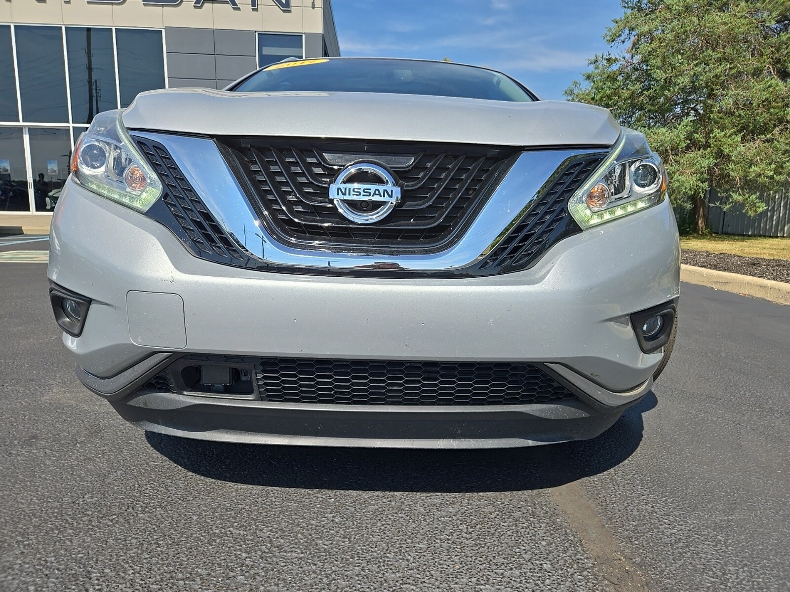 2017 Nissan Murano Platinum photo 2
