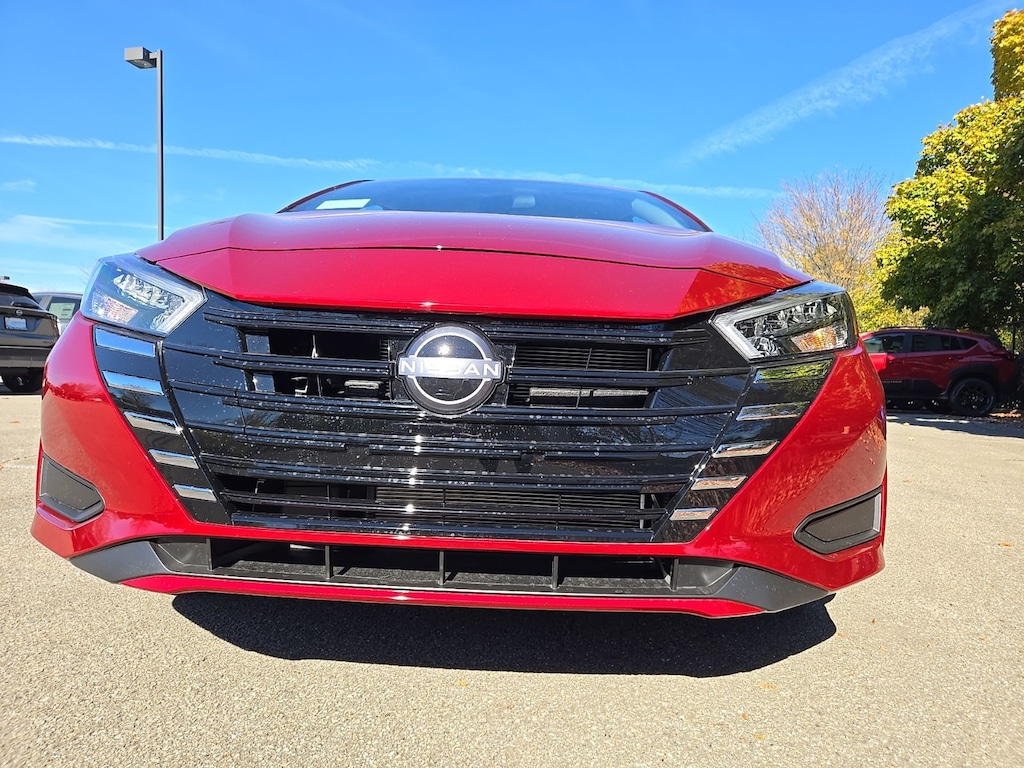 New 2025 Nissan Versa 1.6 SV Sedan