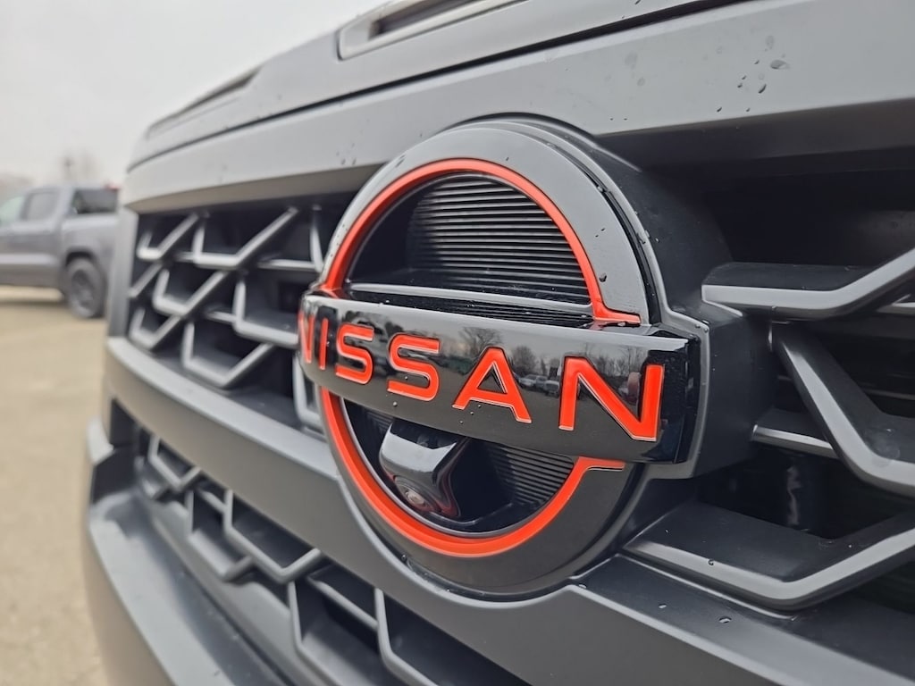 New 2026 Nissan Frontier PRO-4X w/R Package Truck Crew Cab