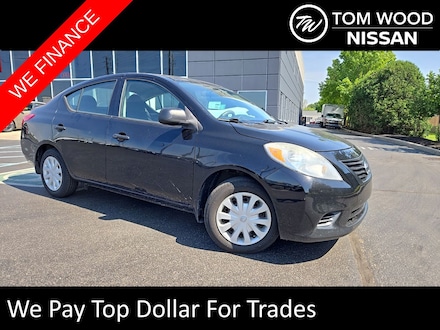 2014 Nissan Versa 1.6 S Plus Sedan