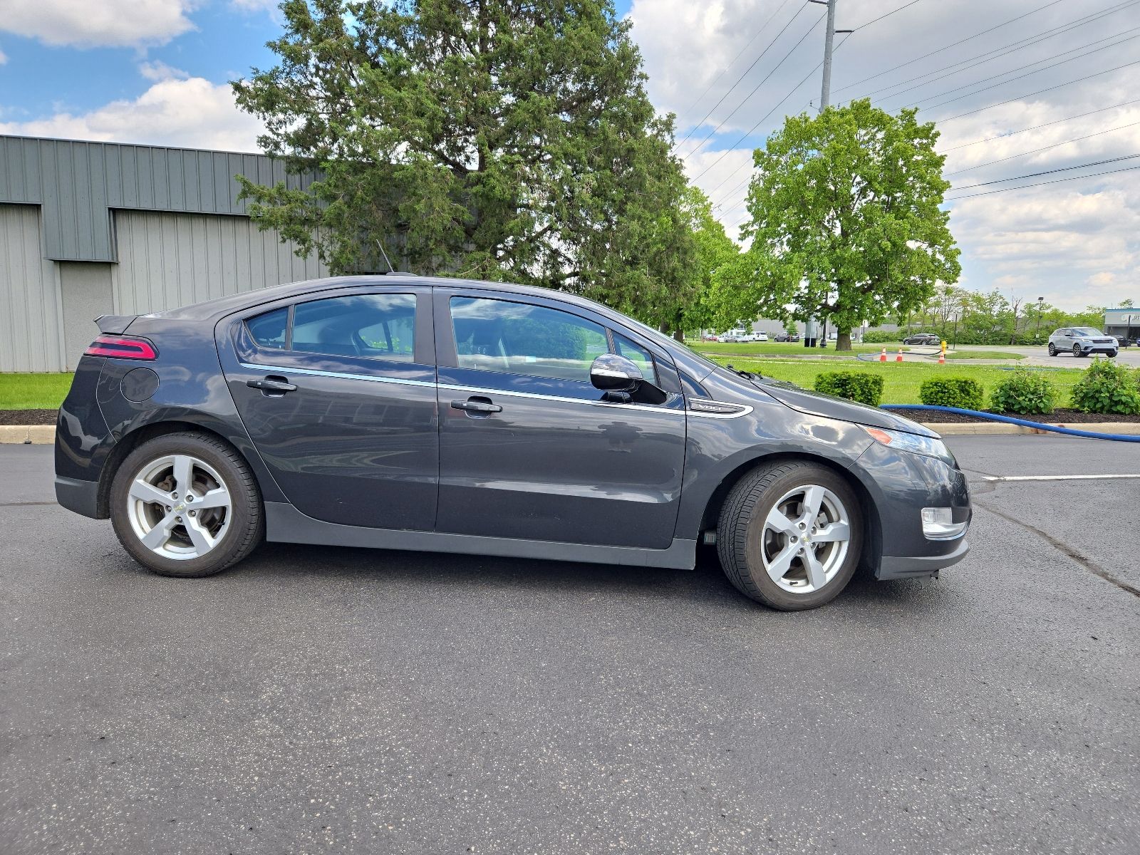 Used 2015 Chevrolet Volt Base with VIN 1G1RA6E40FU127697 for sale in Indianapolis, IN