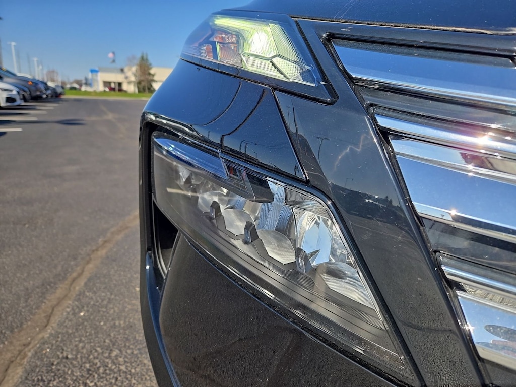 New 2026 Nissan Rogue SV SUV