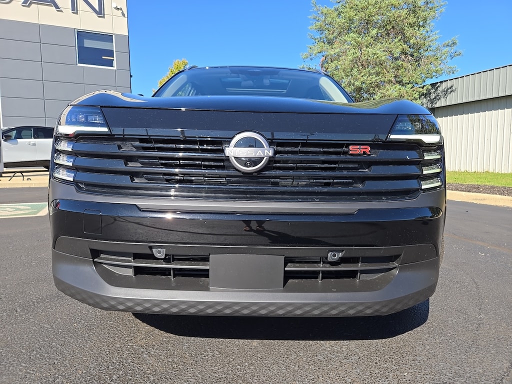 New 2026 Nissan Kicks SR SUV