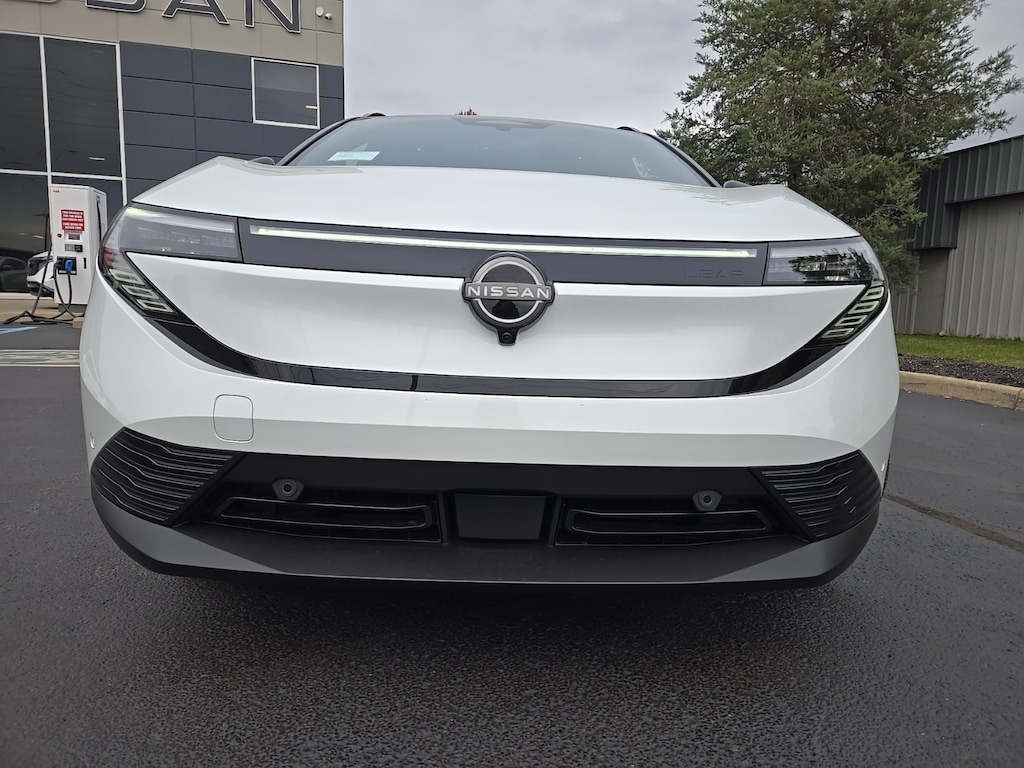 New 2026 Nissan Leaf  SUV