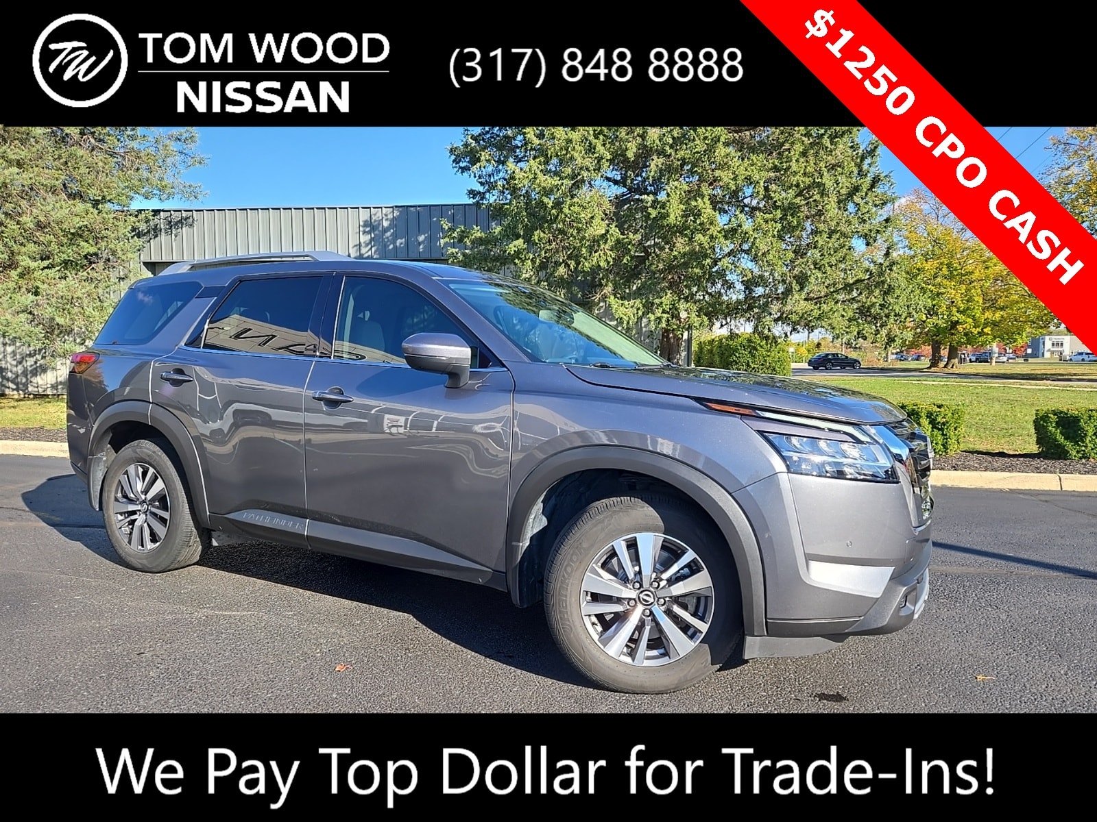 2022 Nissan Pathfinder SL's photo