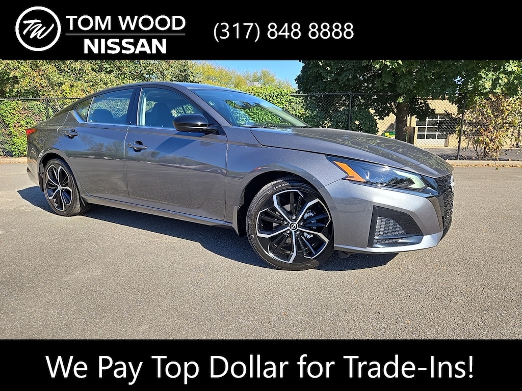 New 2025 Nissan Altima SR Sedan