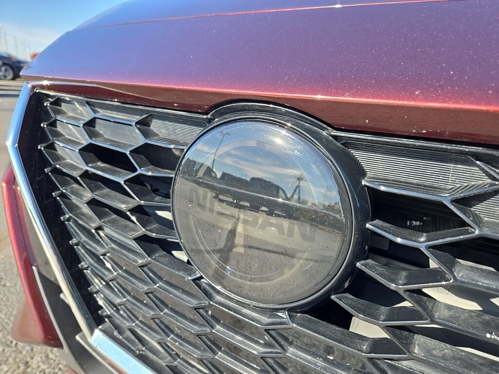 Certified 2022 Nissan