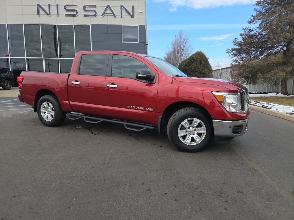 Certified 2018 Nissan Titan SV Truck Crew Cab