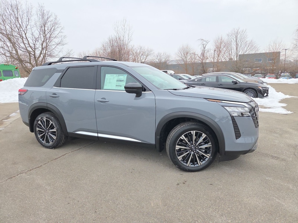 New 2026 Nissan Pathfinder Platinum SUV