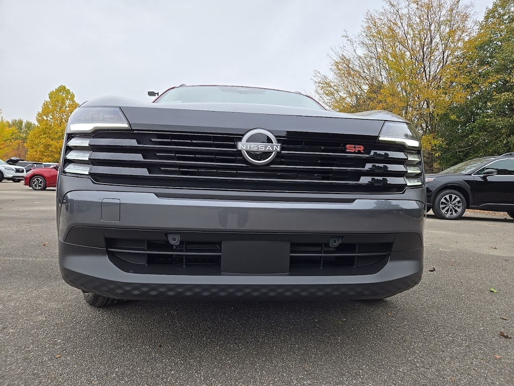 New 2026 Nissan Kicks SR SUV