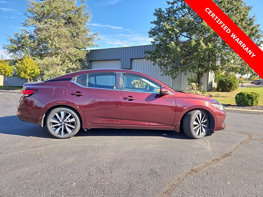 Certified 2022 Nissan