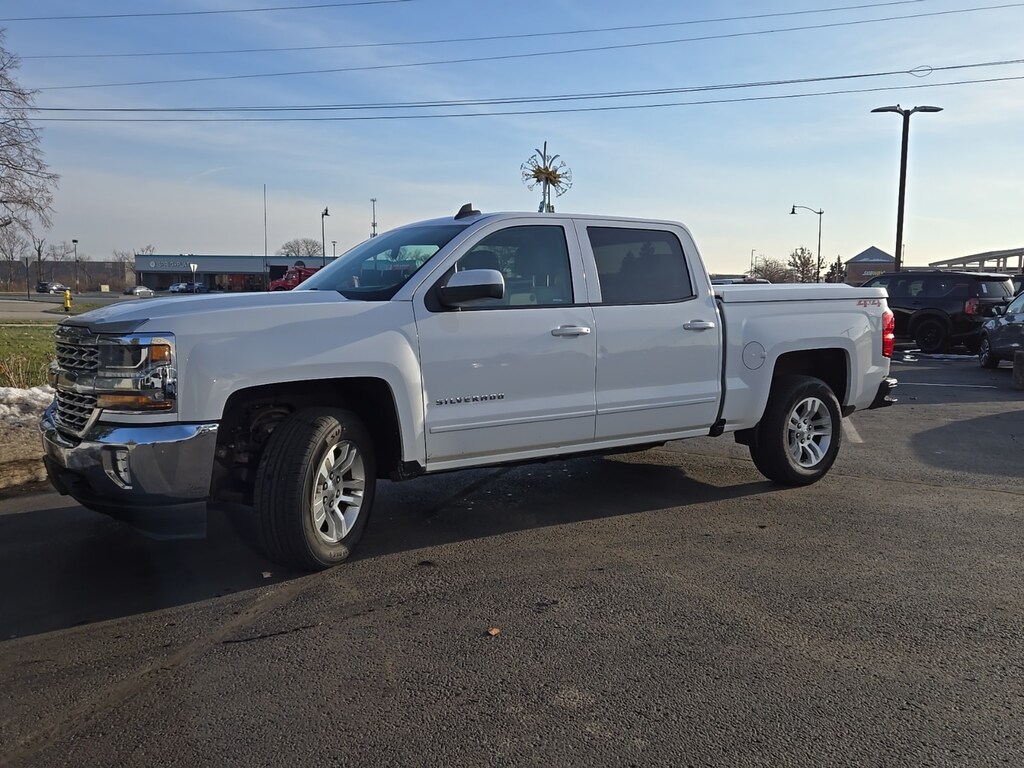 Used 2018 Chevrolet Silverado 1500 LT Truck Crew Cab
