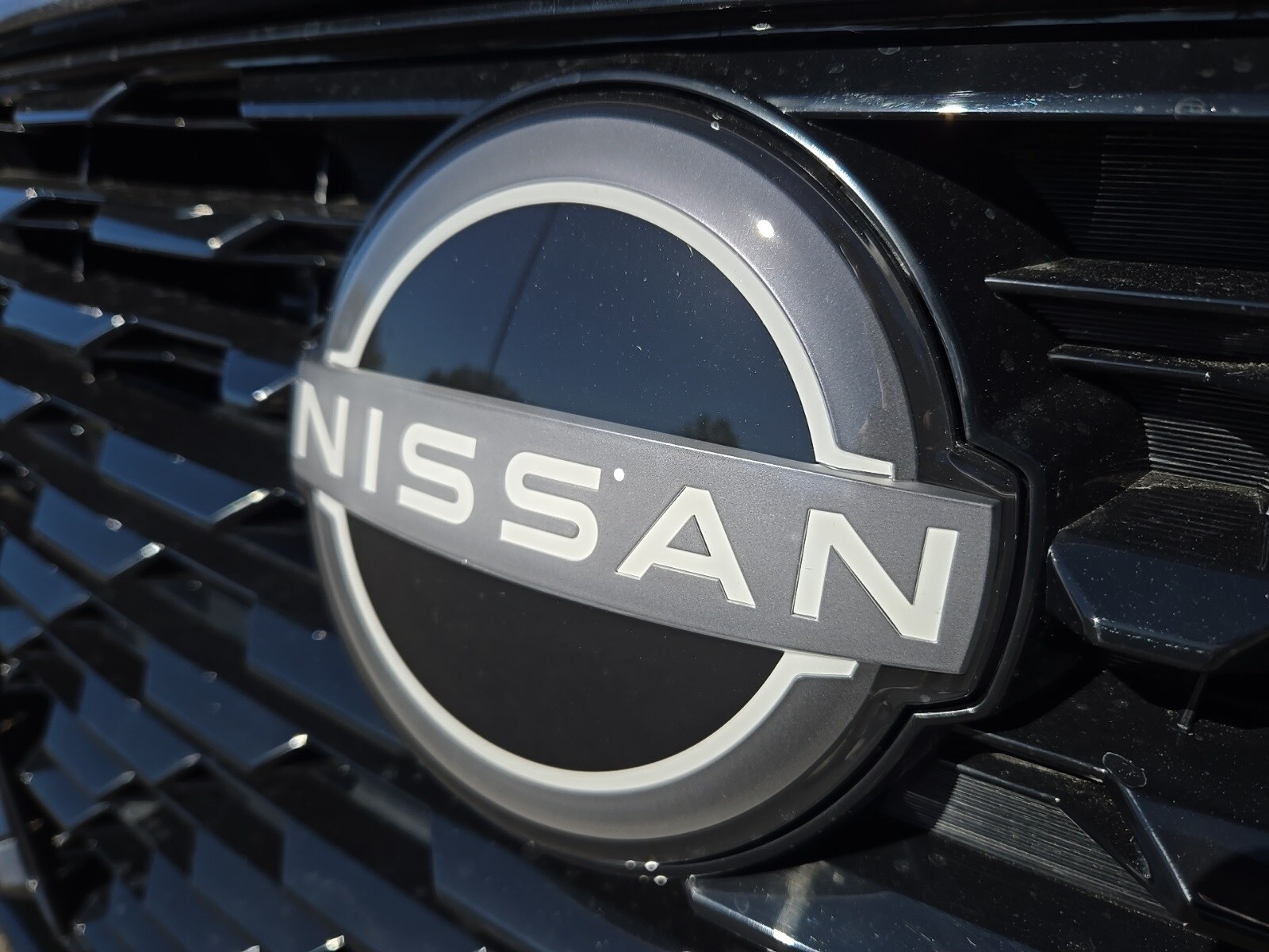 2025 Nissan Altima SR photo 4