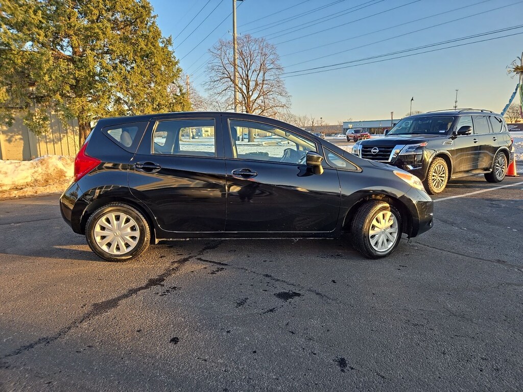 Used 2016 Nissan Versa Note SV Hatchback
