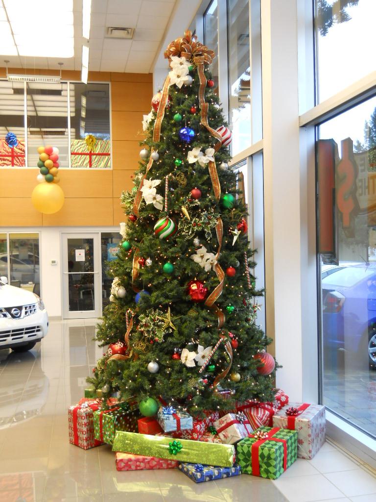 Nissan Decoration Tree 2.jpg
