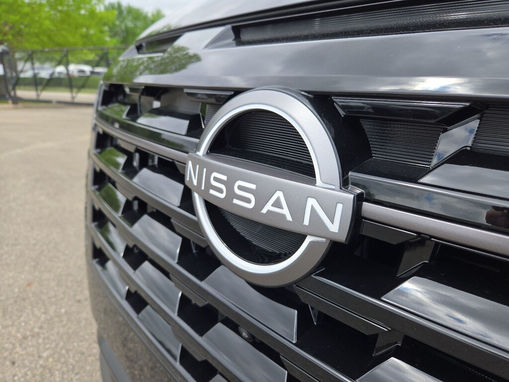 New 2026 Nissan Pathfinder SL SUV