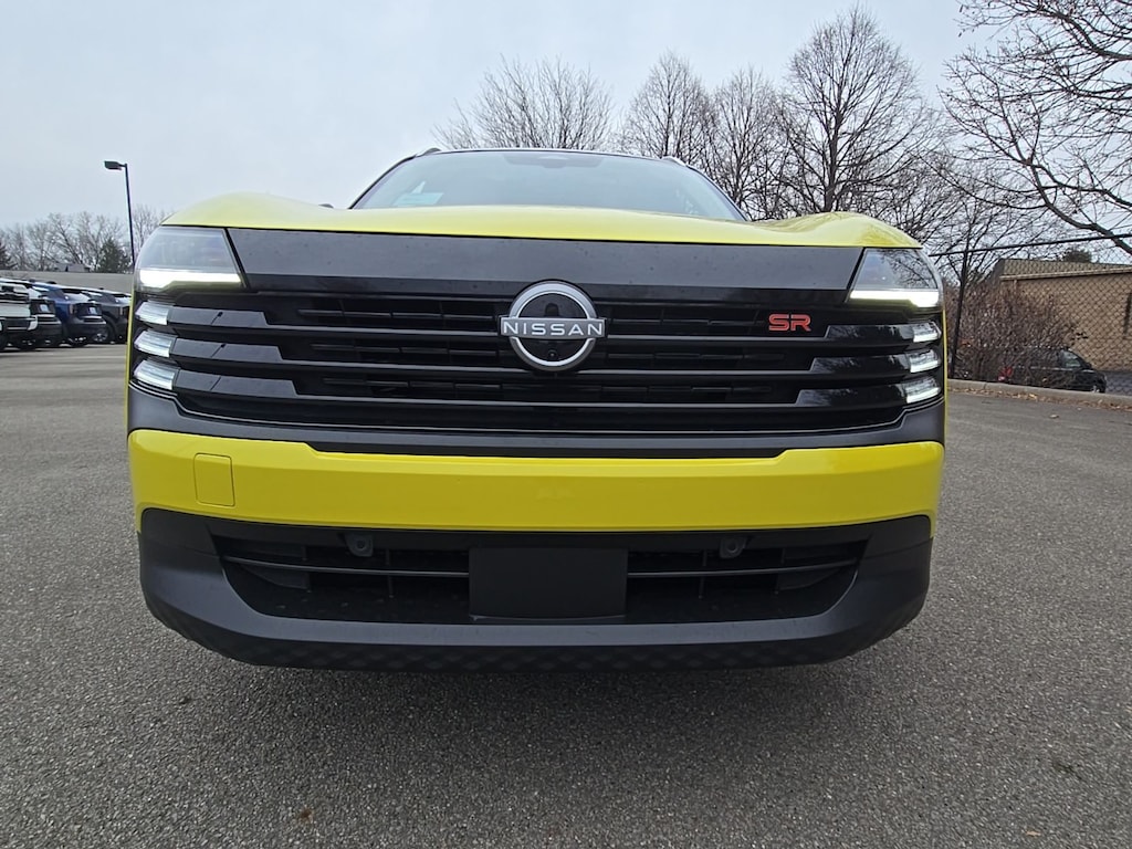 New 2026 Nissan Kicks SR SUV