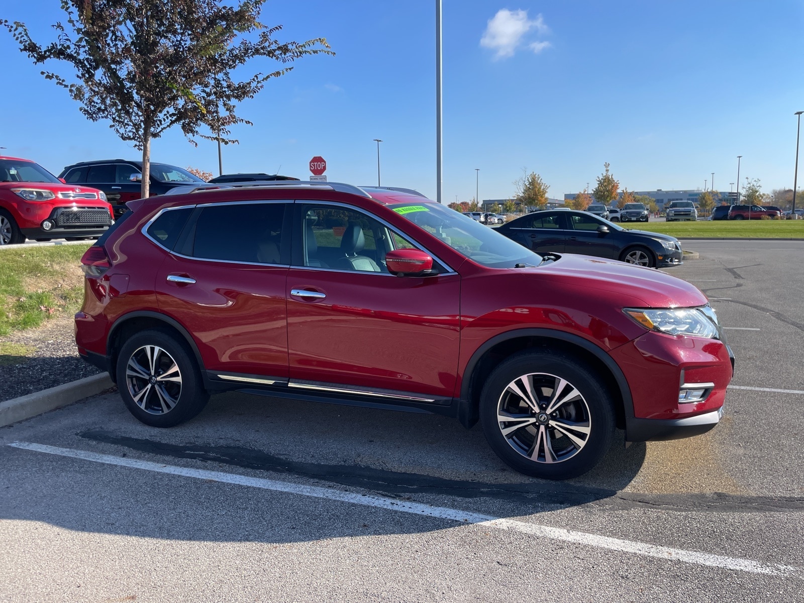 Used 2017 Nissan Rogue SL with VIN 5N1AT2MV3HC838204 for sale in Noblesville, IN