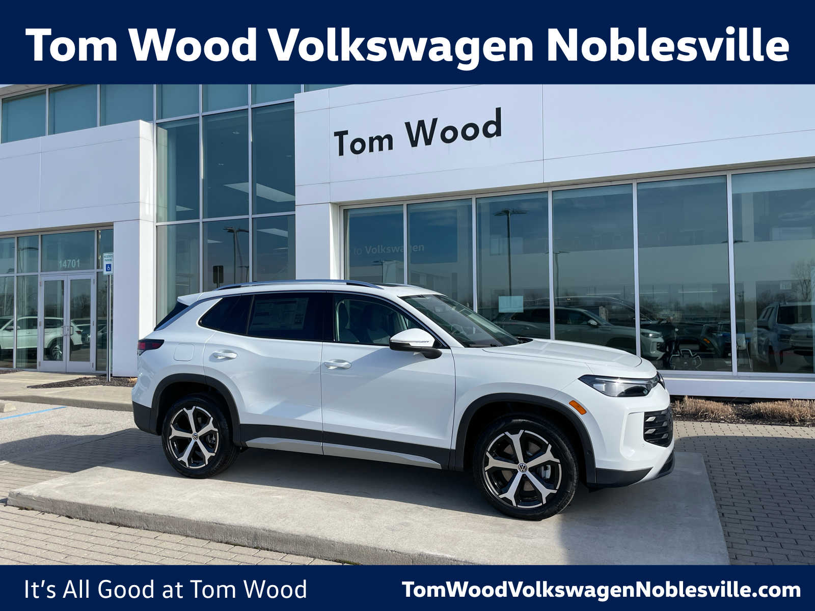 2026 Volkswagen Tiguan SE's photo