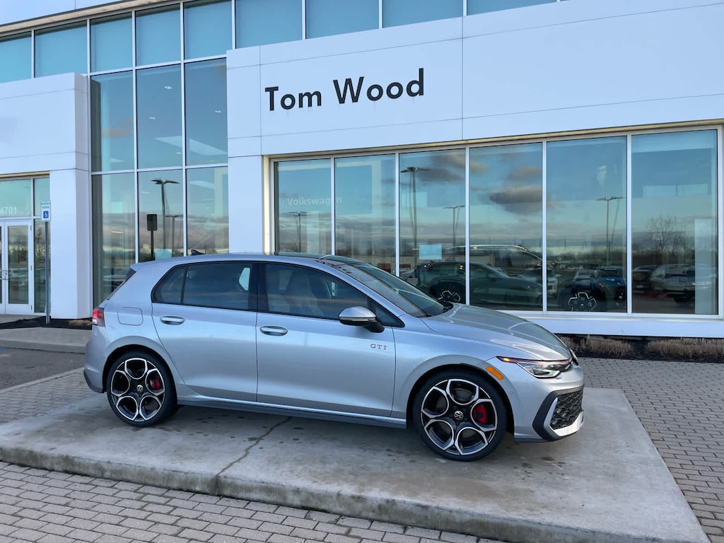 New 2026 Volkswagen Golf GTI Autobahn 2.0T DSG