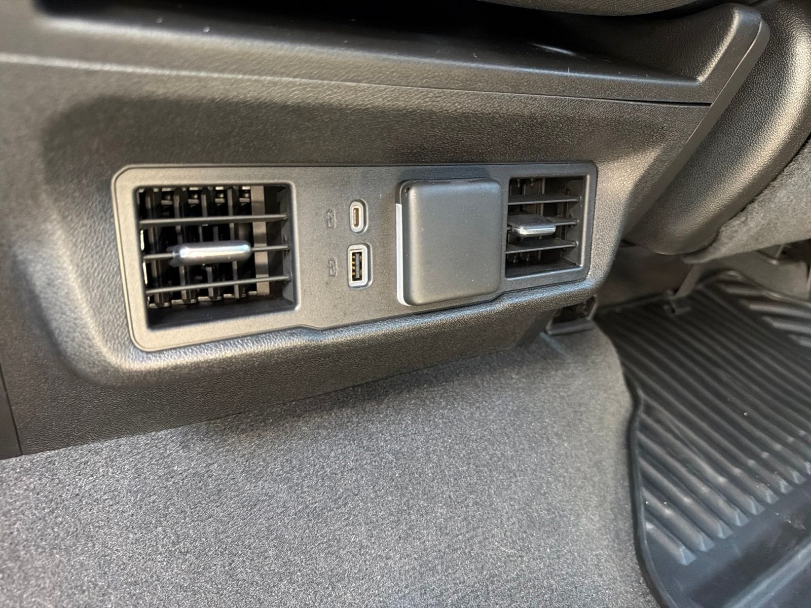 2022 Chevrolet Silverado 1500 RST - Photo 36