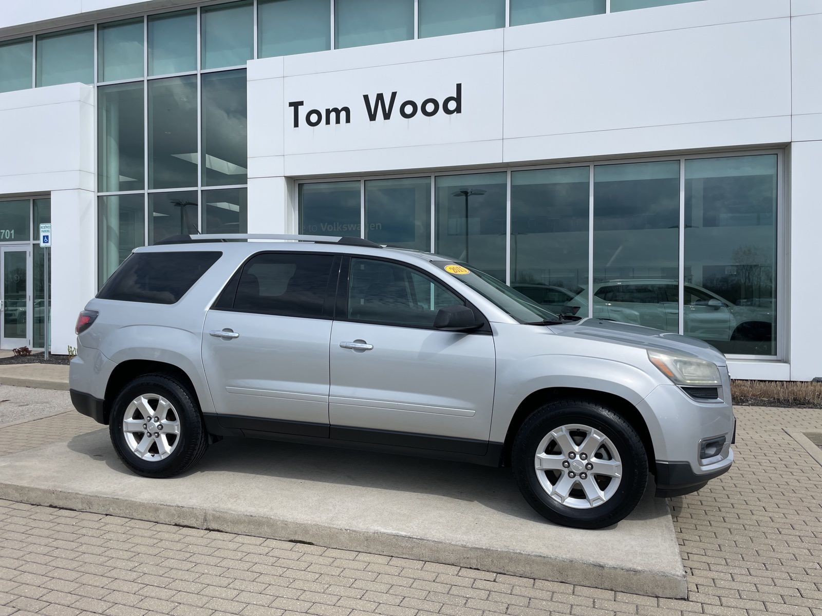 2015 GMC Acadia SLE2