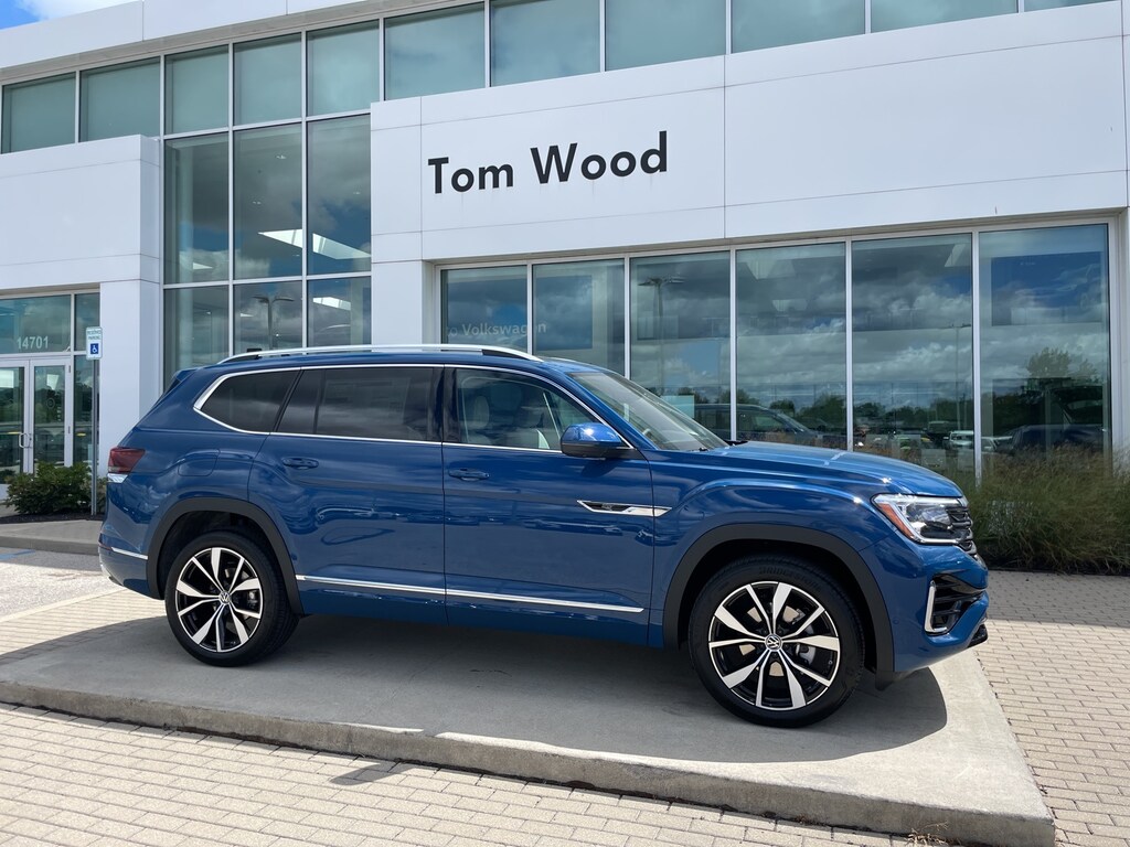 New 2026 Volkswagen Atlas 2.0T SEL Premium R-Line SUV