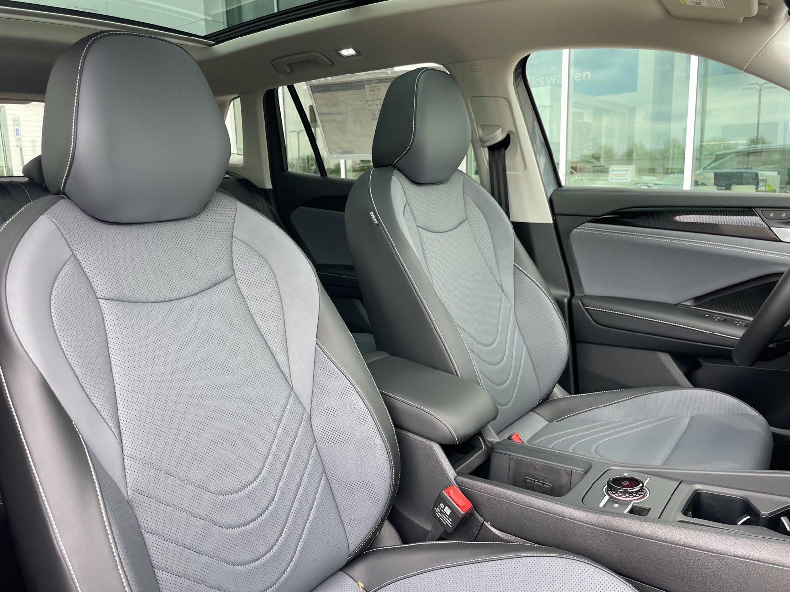 2026 Volkswagen Tiguan SE - Photo 65