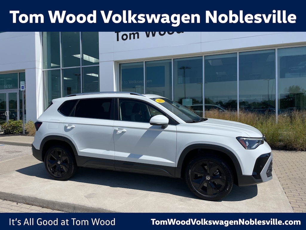 Used 2025 Volkswagen Taos 1.5T SE SUV