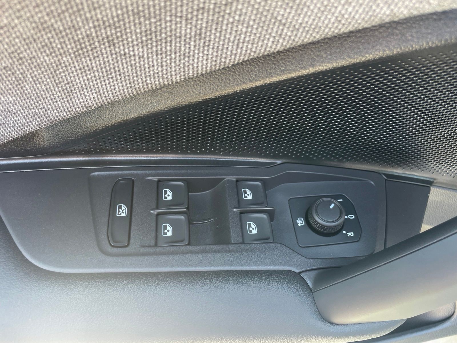 2026 Volkswagen Tiguan S - Photo 16